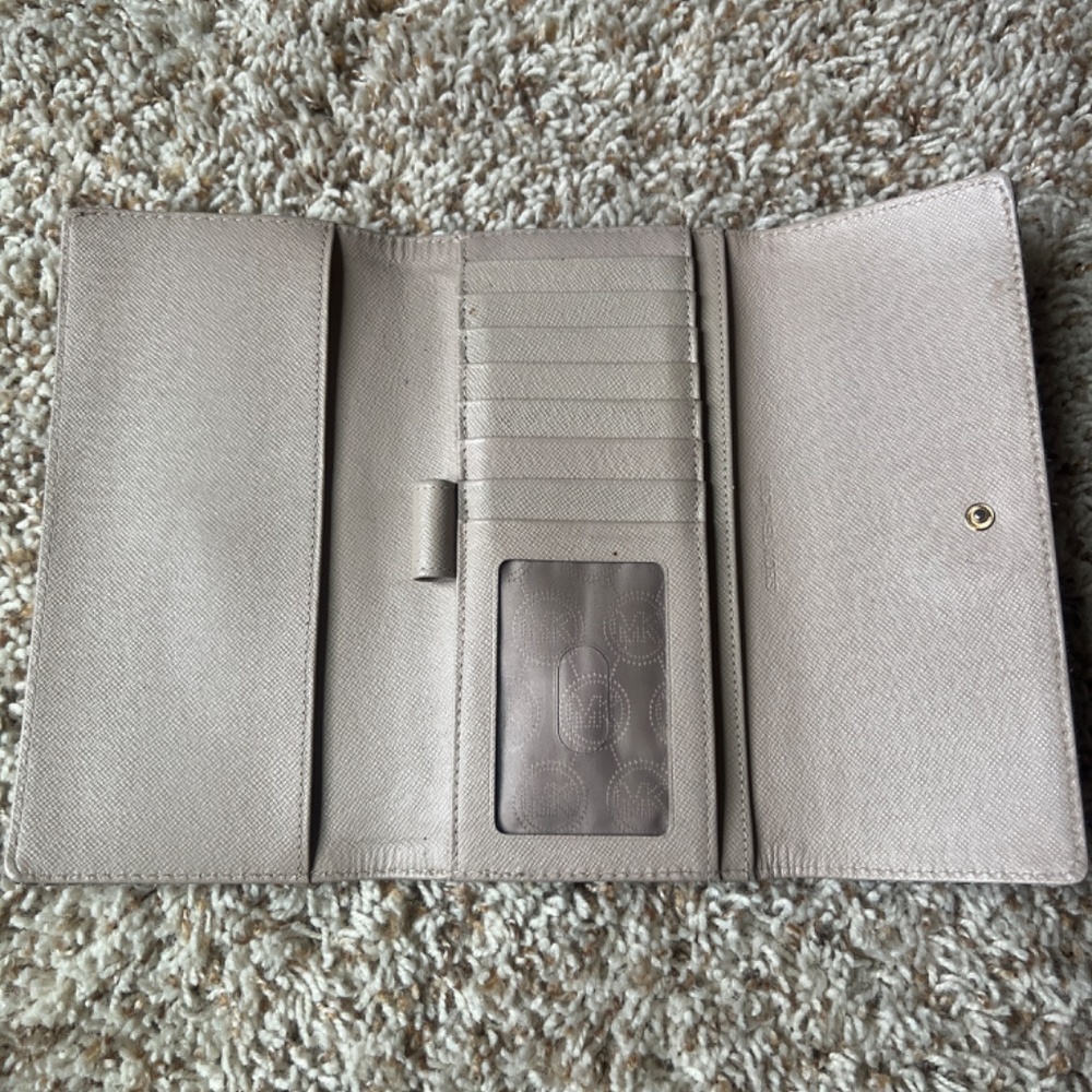 Wallet - Picture 3 of 4
